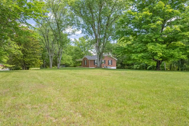 2204 Sowell Mill Pike, Columbia, TN 38401