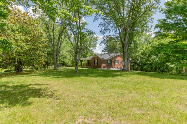 2204 Sowell Mill Pike, Columbia, TN 38401