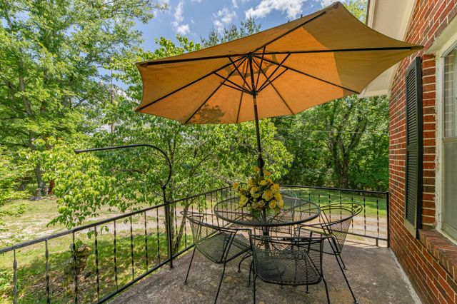 2204 Sowell Mill Pike, Columbia, TN 38401