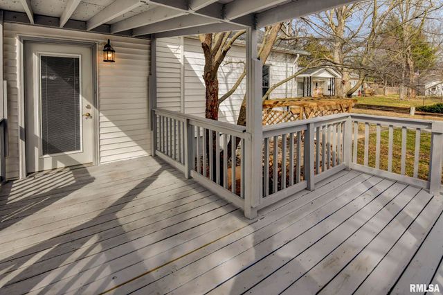 609 S CHEROKEE Street, Taylorville, IL 62568