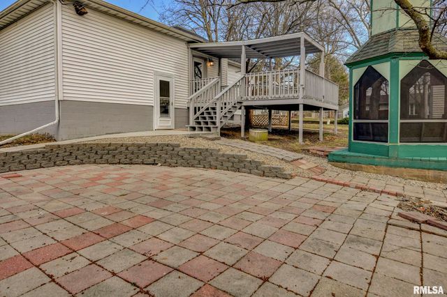 609 S CHEROKEE Street, Taylorville, IL 62568