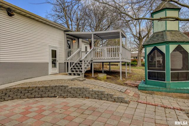 609 S CHEROKEE Street, Taylorville, IL 62568