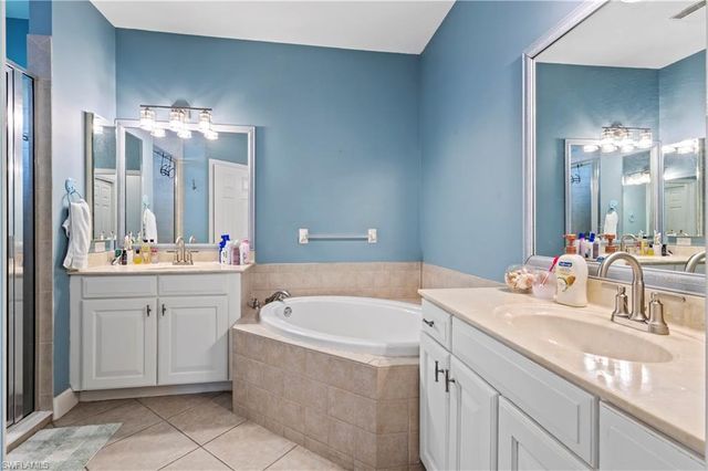 21313 Velino LN, Estero, FL 33928