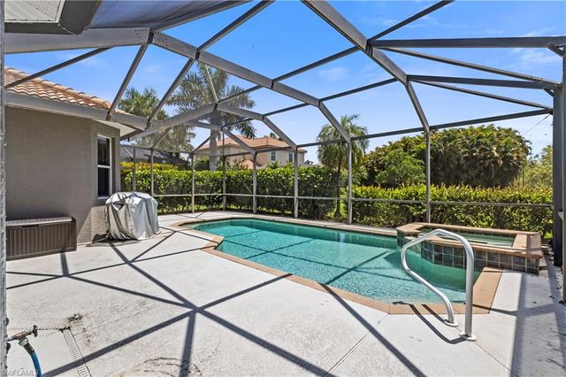 21313 Velino LN, Estero, FL 33928