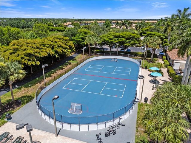 21313 Velino LN, Estero, FL 33928