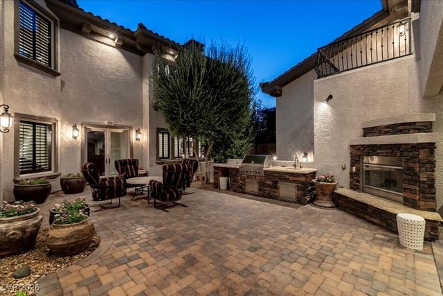 4450 Palisades Canyon Circle, Las Vegas, NV 89129