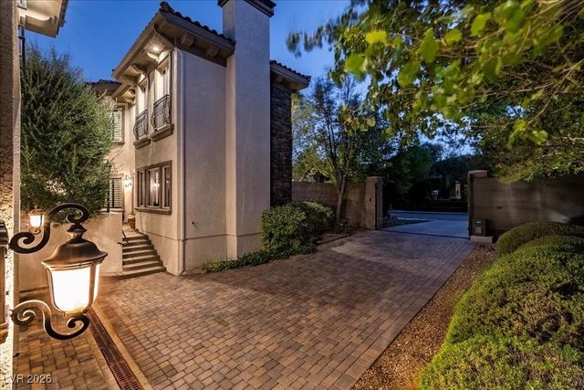 4450 Palisades Canyon Circle, Las Vegas, NV 89129