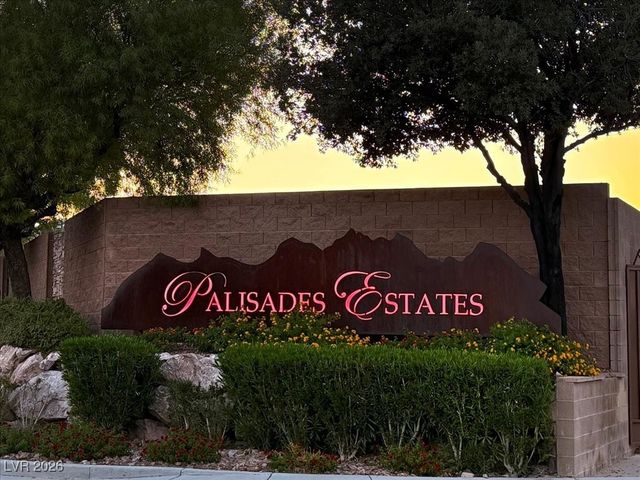 4450 Palisades Canyon Circle, Las Vegas, NV 89129