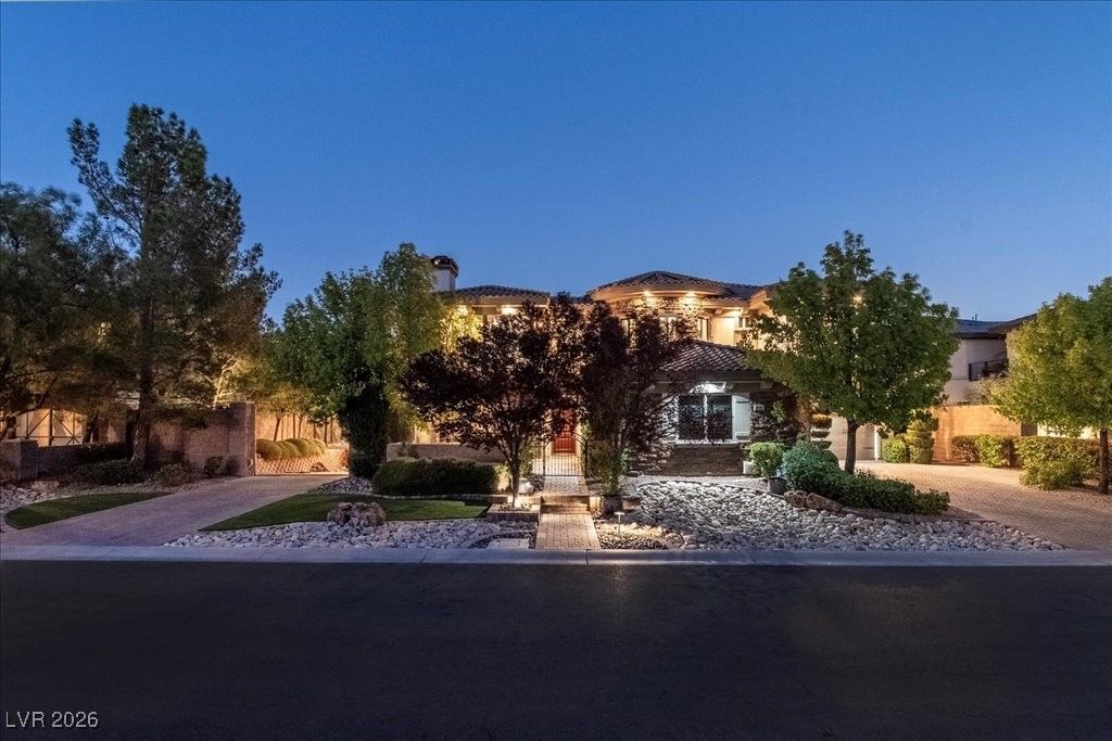 4450 Palisades Canyon Circle, Las Vegas, NV 89129