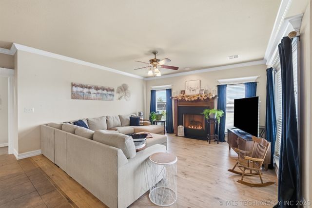12777 N 44th Avenue E, Skiatook, OK 74070