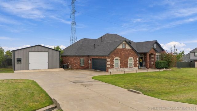 12777 N 44th Avenue E, Skiatook, OK 74070