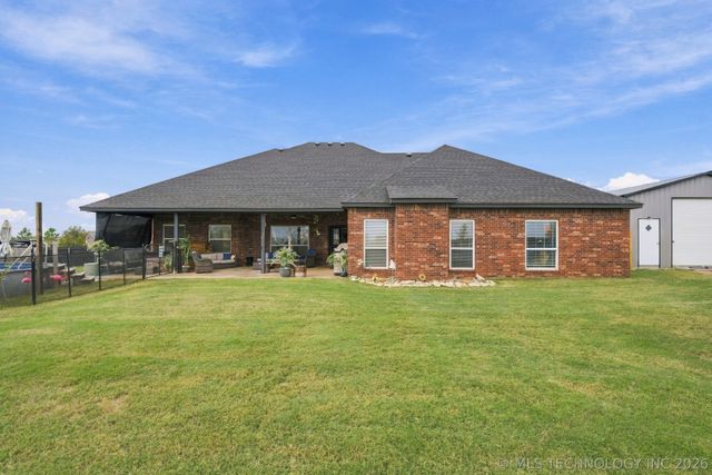 12777 N 44th Avenue E, Skiatook, OK 74070