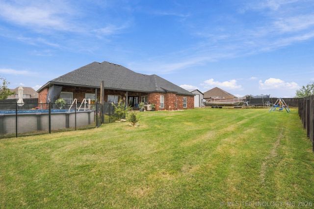 12777 N 44th Avenue E, Skiatook, OK 74070