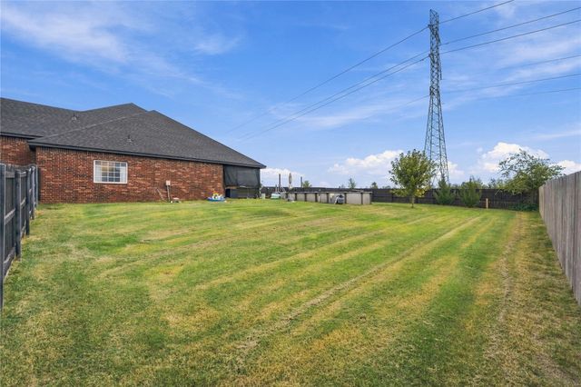 12777 N 44th Avenue E, Skiatook, OK 74070