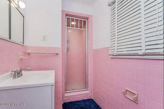 38 Delaware Avenue, West Long Branch, NJ 07764