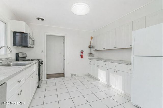 38 Delaware Avenue, West Long Branch, NJ 07764