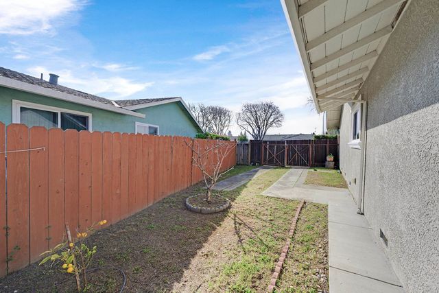 2449 Almaden Blvd, Union City, CA 94587