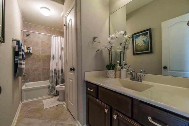 12212 City Skyline Court, Houston, TX 77047