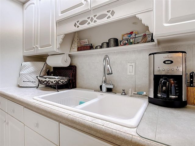 221 GOLF AIRE BOULEVARD, Winter Haven, FL 33884