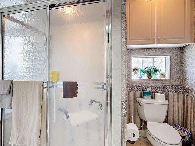 221 GOLF AIRE BOULEVARD, Winter Haven, FL 33884