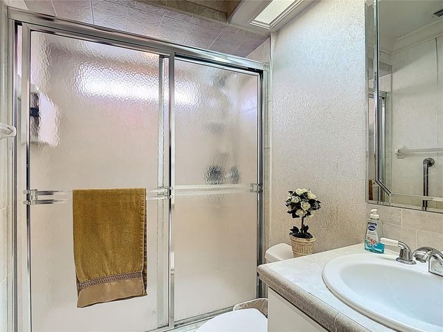 221 GOLF AIRE BOULEVARD, Winter Haven, FL 33884