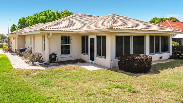 221 GOLF AIRE BOULEVARD, Winter Haven, FL 33884