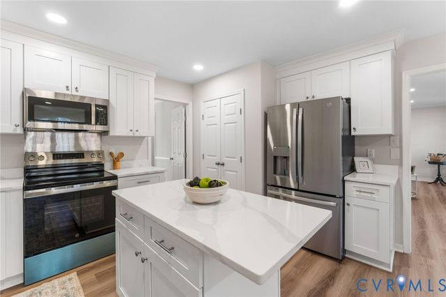 11709 Sandy Bluff Dr, Richmond, VA 23233