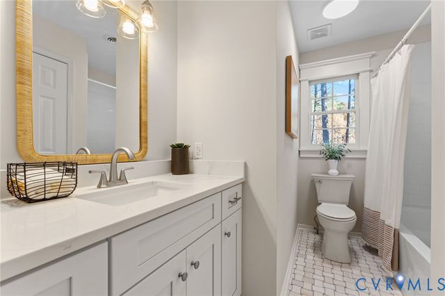 11709 Sandy Bluff Dr, Richmond, VA 23233