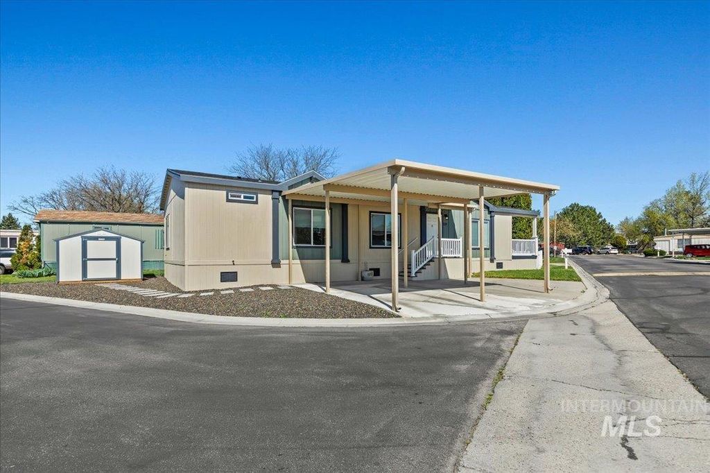 700 W Fairview 128, Meridian, ID 83642