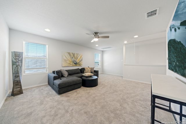 6735 Shiraz Way, Converse, TX 78109