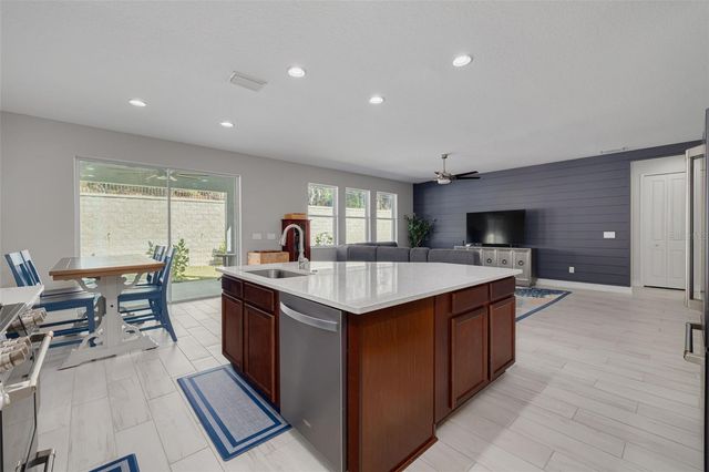 1468 KEYSTONE RIDGE CIRCLE, Tarpon Springs, FL 34688