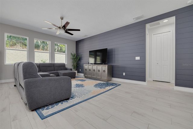 1468 KEYSTONE RIDGE CIRCLE, Tarpon Springs, FL 34688