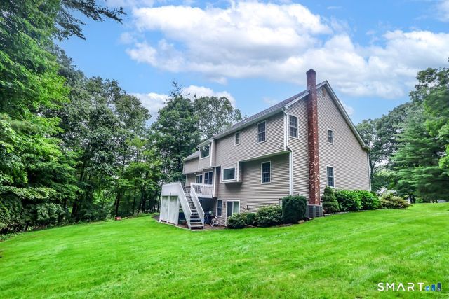 26 Bayberry Lane, New Milford, CT 06776