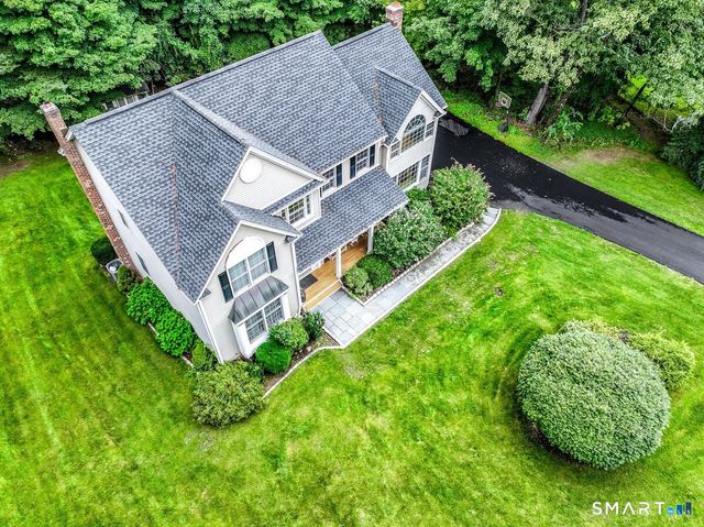 26 Bayberry Lane, New Milford, CT 06776