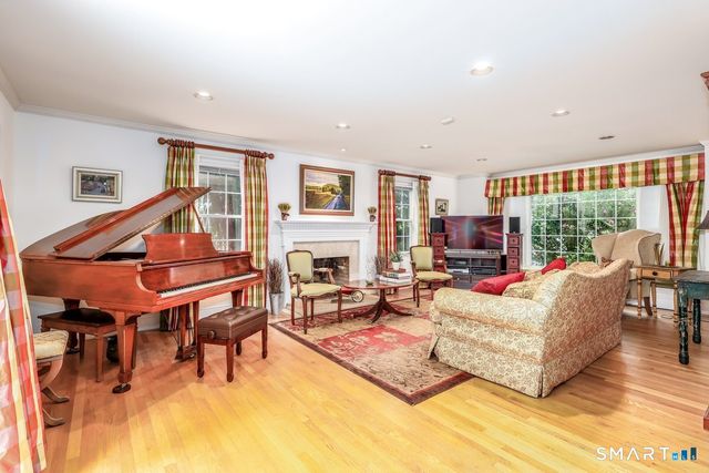 26 Bayberry Lane, New Milford, CT 06776