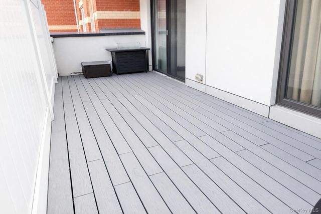 52-16 Roosevelt Avenue 2C, Woodside, NY 11377