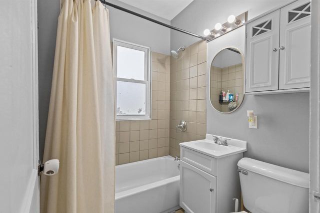 516 Menomonee AVENUE, South Milwaukee, WI 53172