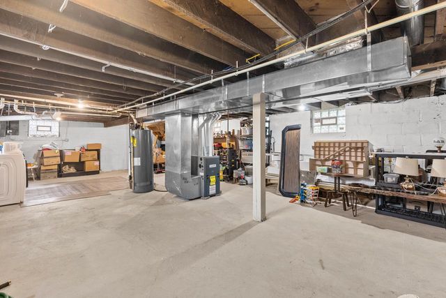 516 Menomonee AVENUE, South Milwaukee, WI 53172