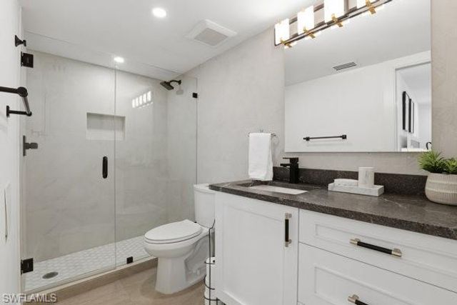 3443 Gulf Shore BLVD N 714, Naples, FL 34103