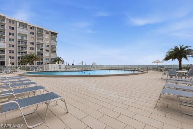 3443 Gulf Shore BLVD N 714, Naples, FL 34103