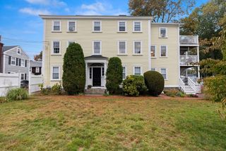 8 Williams Street E2, Salem, MA 01970