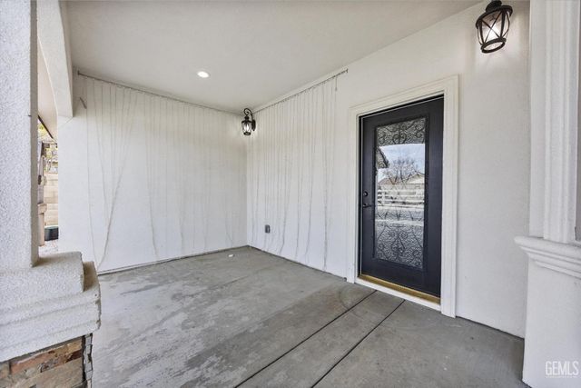 21430 Golden Hills Boulevard, Tehachapi, CA 93561