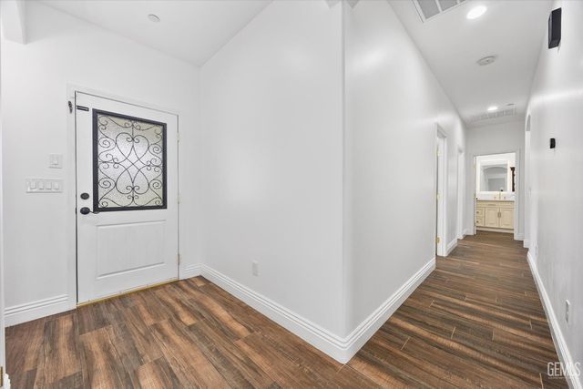 21430 Golden Hills Boulevard, Tehachapi, CA 93561