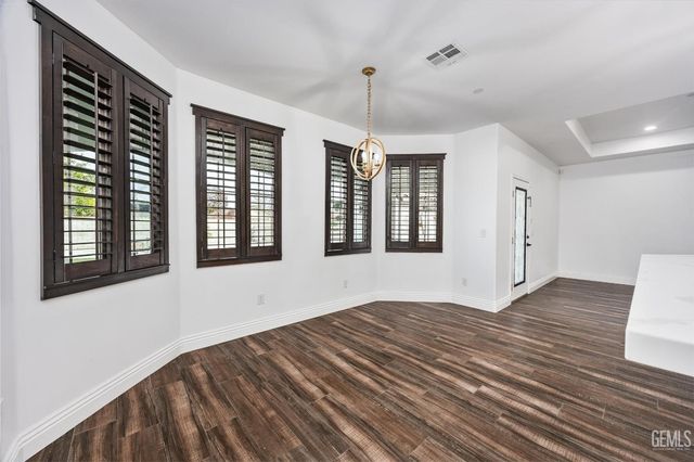 21430 Golden Hills Boulevard, Tehachapi, CA 93561