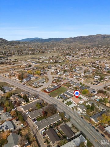 21430 Golden Hills Boulevard, Tehachapi, CA 93561