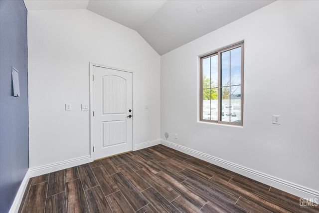 21430 Golden Hills Boulevard, Tehachapi, CA 93561