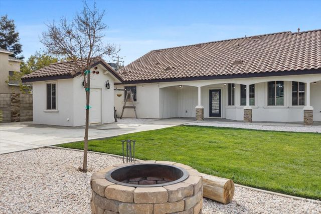 21430 Golden Hills Boulevard, Tehachapi, CA 93561