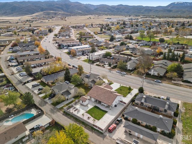 21430 Golden Hills Boulevard, Tehachapi, CA 93561