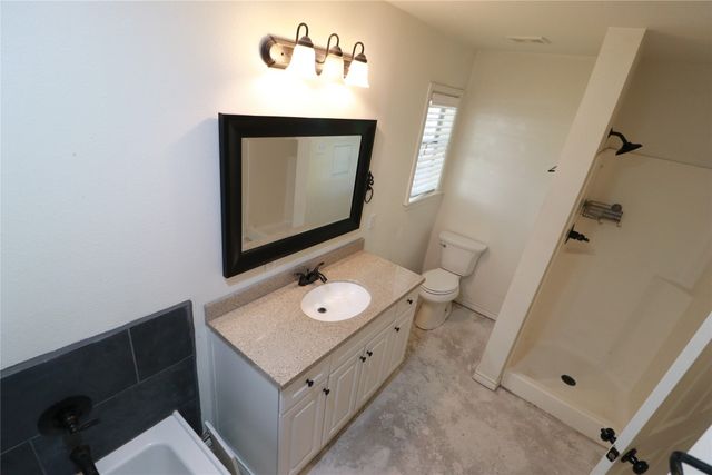 1065 W Pecan Street, Stephenville, TX 76401