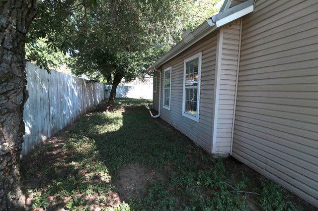 1065 W Pecan Street, Stephenville, TX 76401